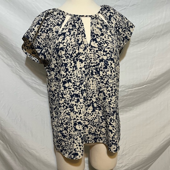 Express Tops - Express Short Sleeve Blouse